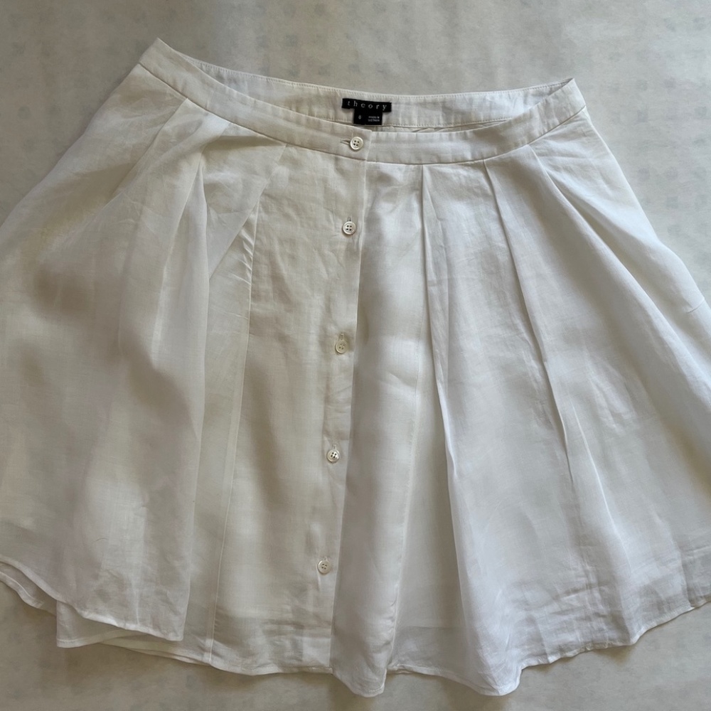 Cute Theory White Skater/ A-Line mini Skirt with button detail. Size 6.Clean!